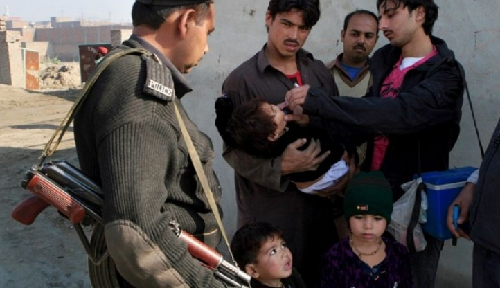 polio workers